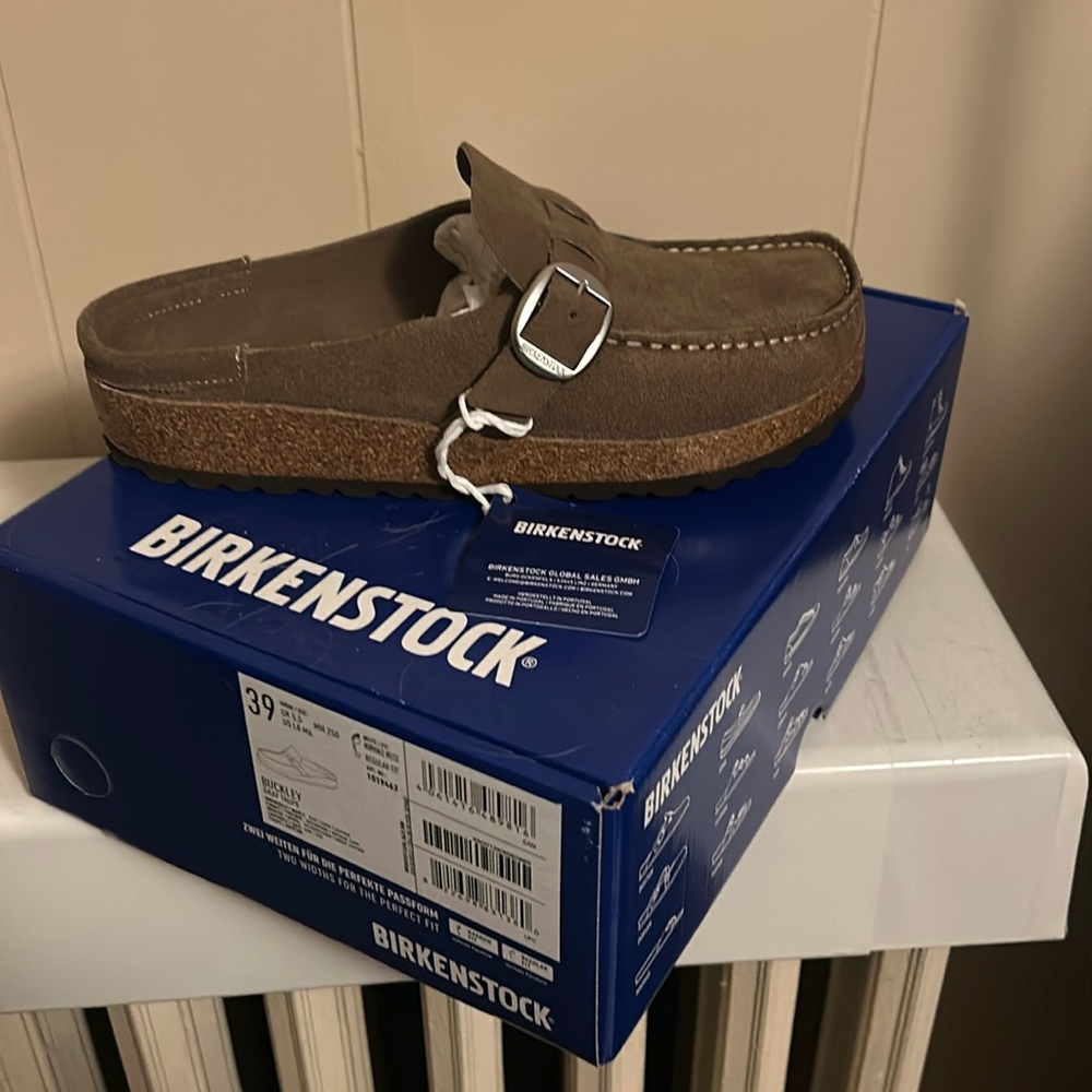 Brand New with Tags Birkenstock Buckley women’s size 39 grey Taupe